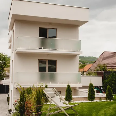 White House Iris Napoca - 2 - Parcare Gratuita, Self Check In 24h * Kaloşvar