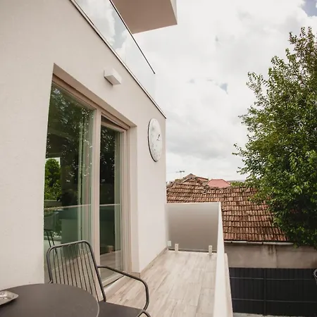 White House Iris Napoca - 2 - Parcare Gratuita, Self Check In 24h, Aeroport 15 Minute ! Cluj-Napoca