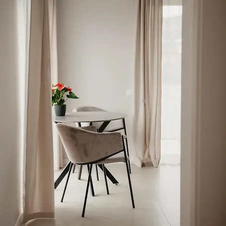 Daire White House Iris Napoca - 2 - Parcare Gratuita, Self Check In 24h *