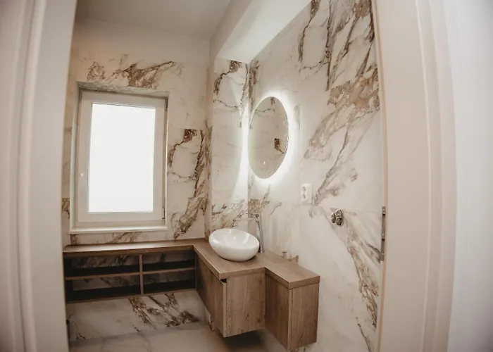 Daire White House Iris Napoca - 2 - Parcare Gratuita, Self Check In 24h, Aeroport 15 Minute ! Kaloşvar